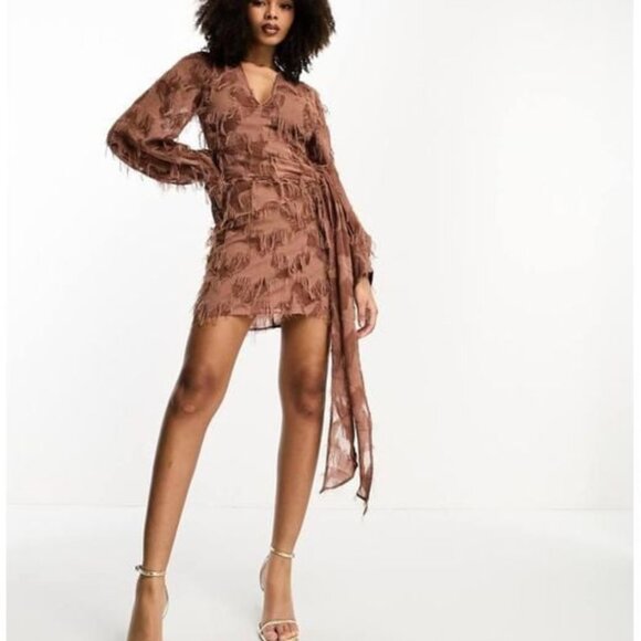 ASOS design NWT fluffy V neck brown tie waist tie back mini dress, sz 10 - Picture 1 of 13